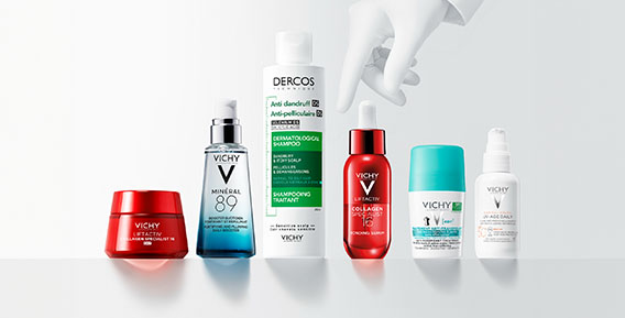 Produkter från Vichy uppradade bredvid varandra mot en ljus bakgrund.